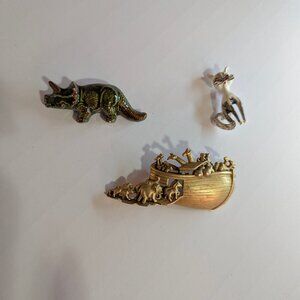Brooches Lot Dinosaur Ceramic* White Kitty Cat Enamel red eyes* Noah's Arc Boat